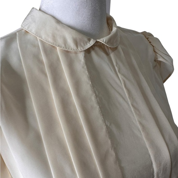 Vintage 50s ivory-cream feminine pleated button back blouse. Peter Pan collar - Picture 7 of 14